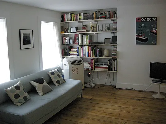 Rented by City Connections Realty | media 18