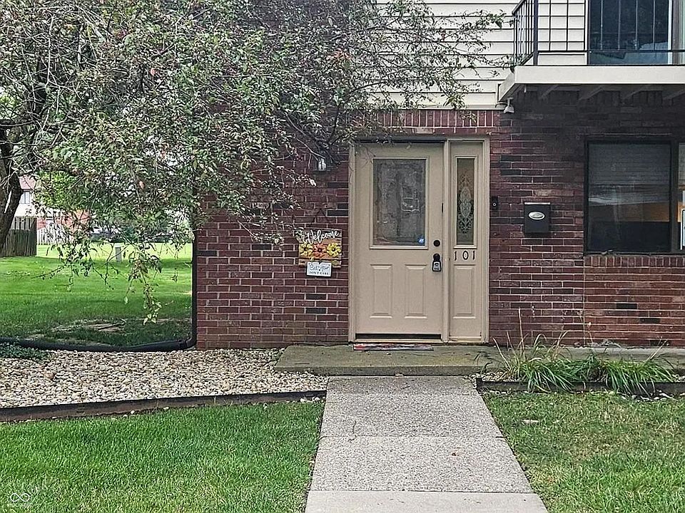 1st image of 101 Greenwood Trl N #101