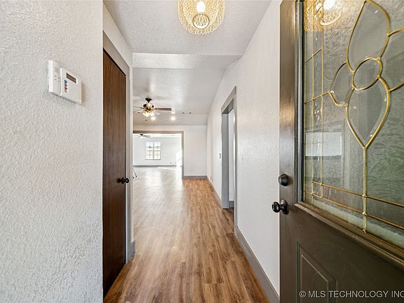 4th image of 395 B St NW