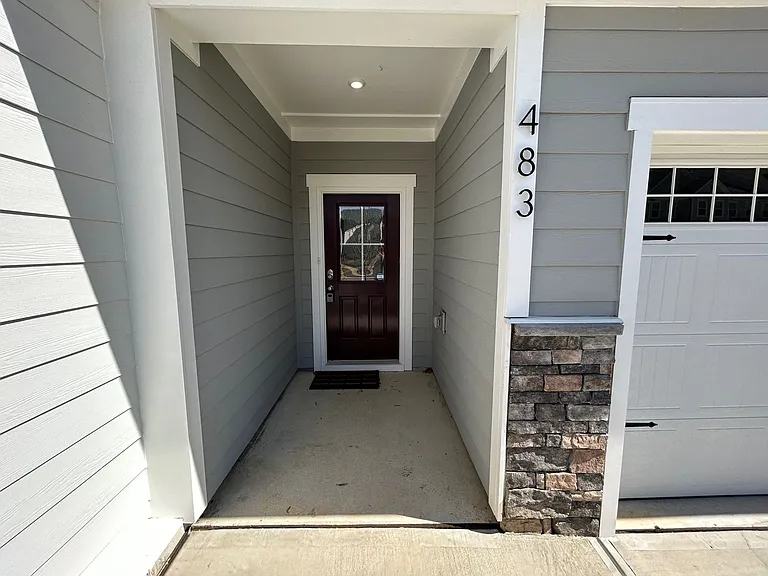 483 Clark Creek Ln — Photo 9