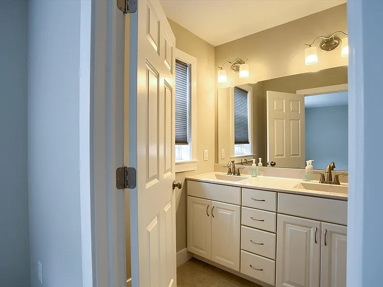 1747 Shady Ln — Photo 20