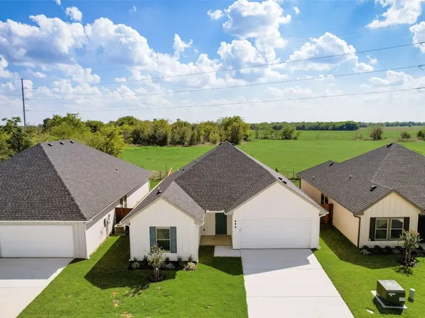 350 Preston Rd, Mabank, TX 75147