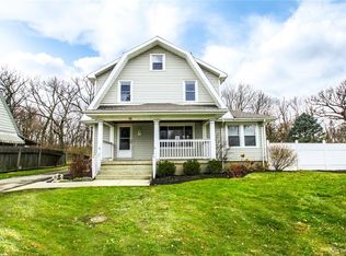 12 Woodsdale Rd, Dayton, OH 45404