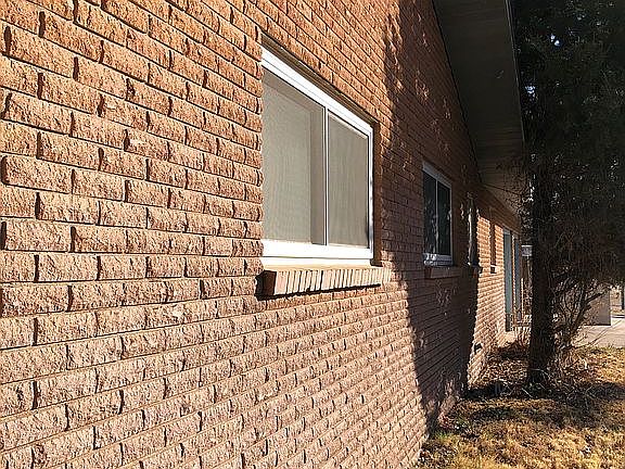 3rd image of 101 E Alto Dr