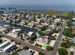322 Beach Plum Dr, Beach Haven, NJ 08008