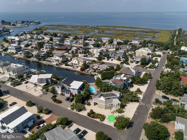 322 Beach Plum Dr, Beach Haven, NJ 08008