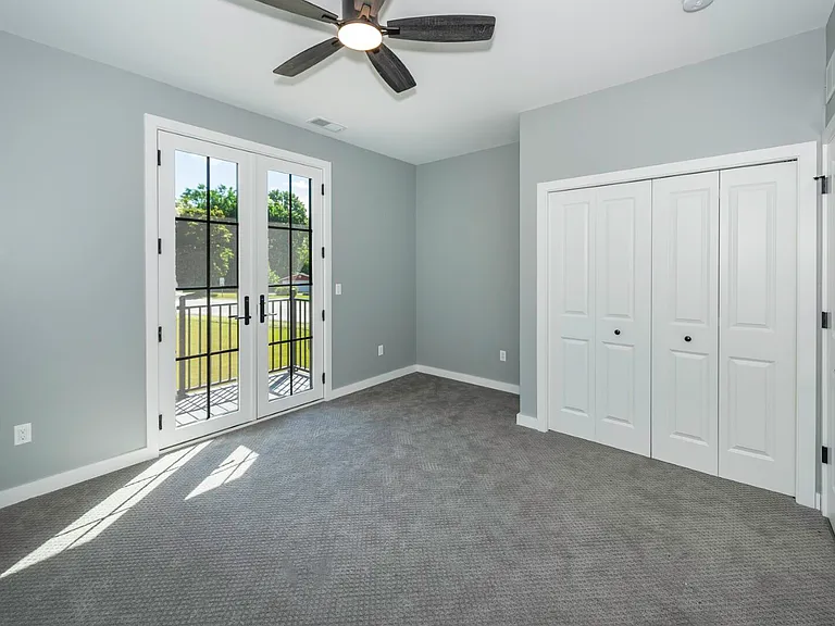 5399 Plymouth Rd — Photo 27