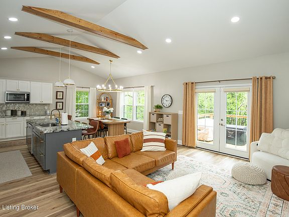 5th image of 5909 Bay Pine Dr