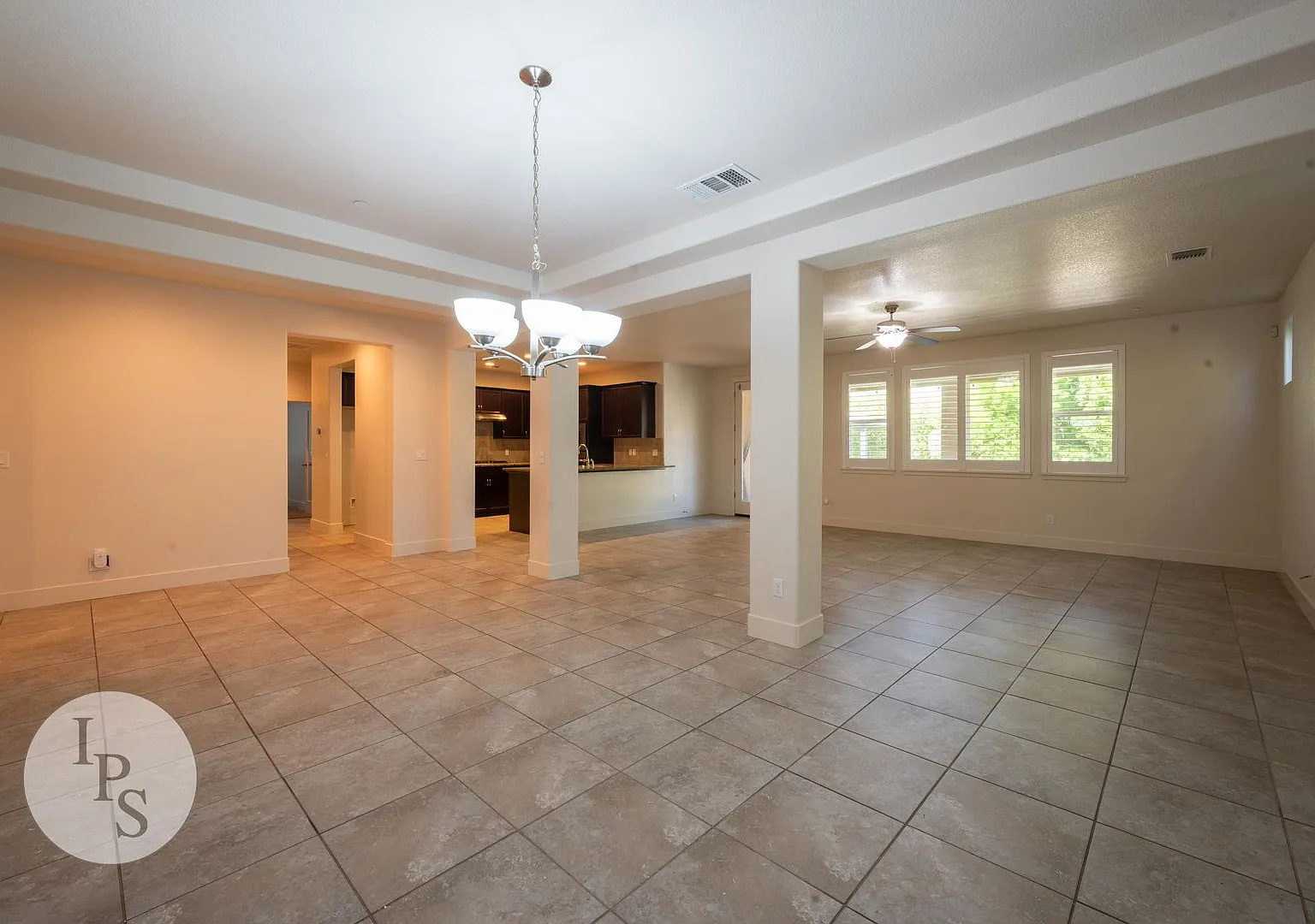 Harlan Ranch Home, 4BR/2.5BA, Built 2015 - Lots of Amenities — Photo 4