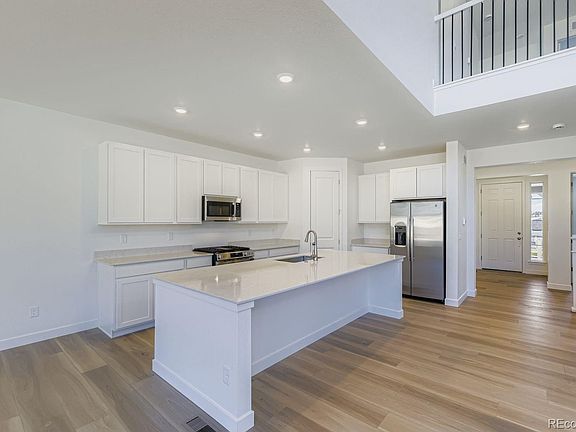 4th image of 10834 Snowdon Street