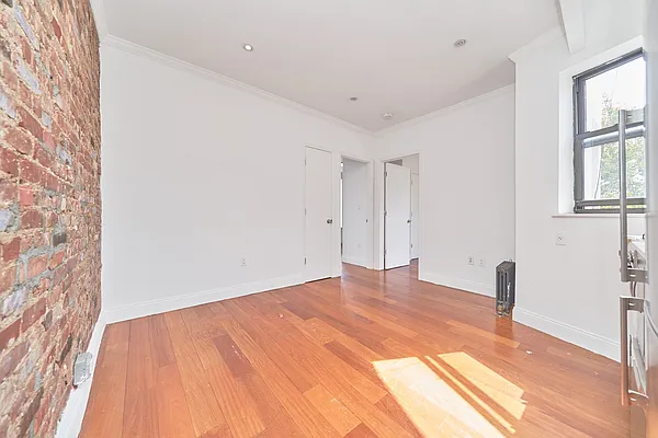 Rented by Living New York | media 14