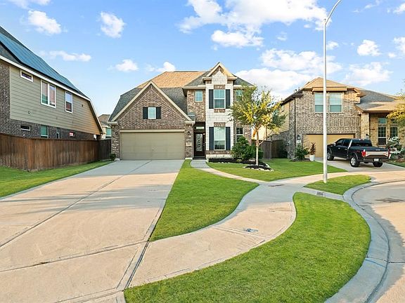 3rd image of 23902 Villa Lisa Dr
