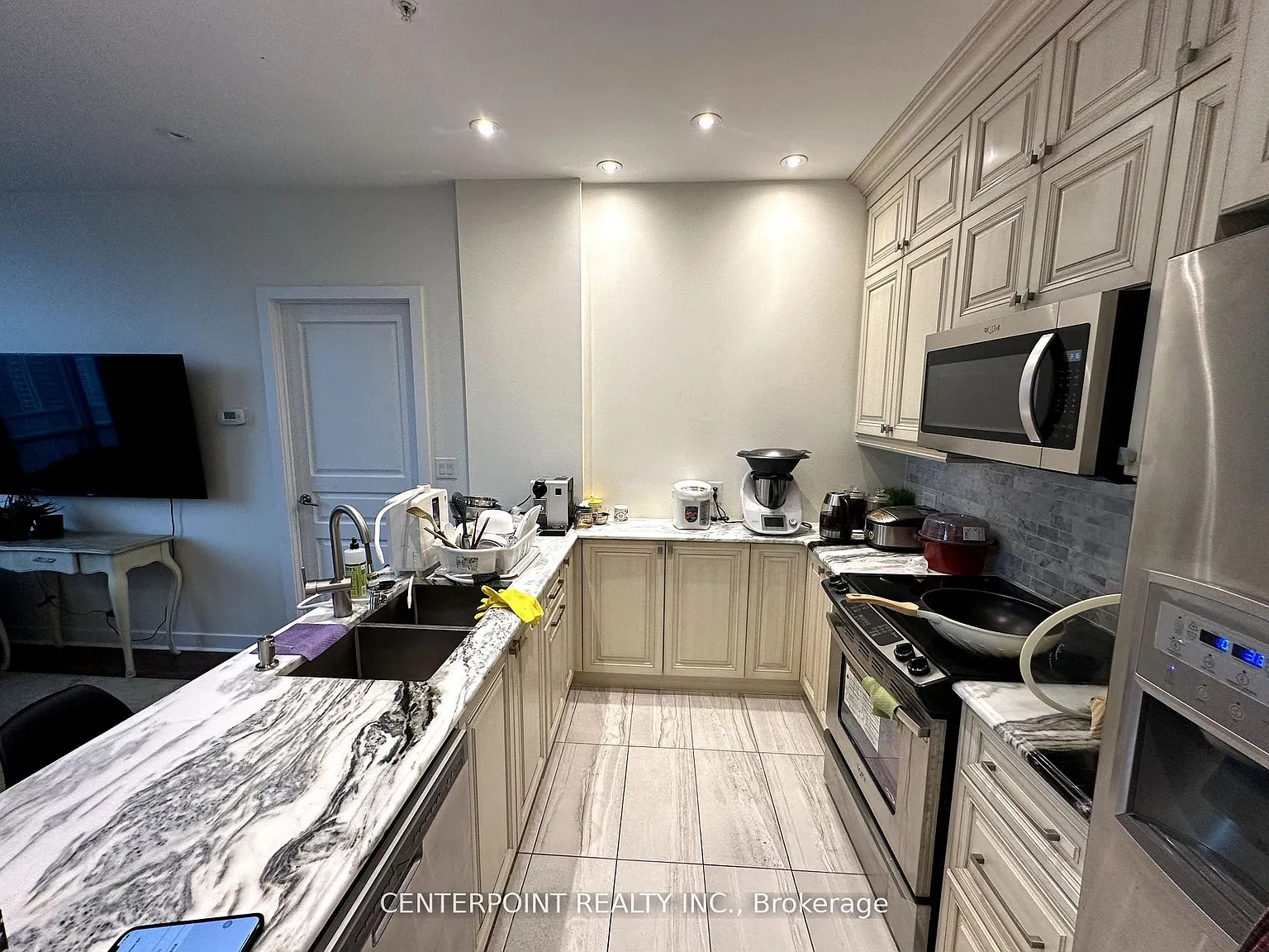 4 bed, $5,500 — Photo 4