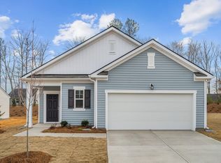 952 Rift Valley Dr, Zebulon, NC 27597