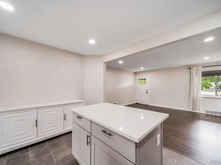 2395 S Irving St — Photo 11