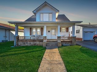 209 1st St, Erwin, TN 37650