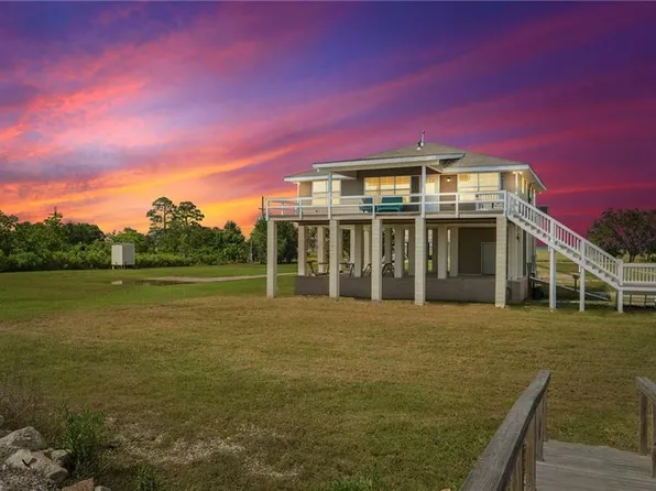 350 Carr Dr, Slidell, LA 70458