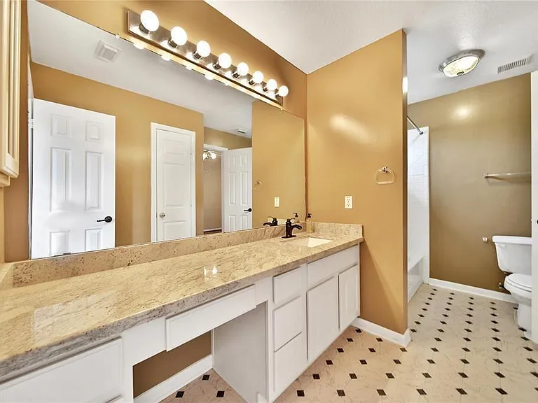 4226 Merriweather St — Photo 22