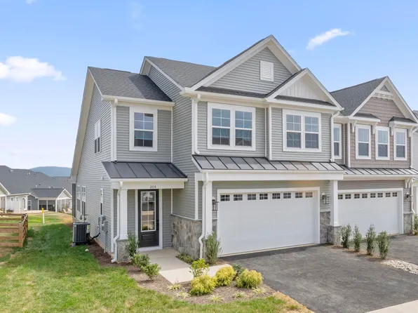 204 Sunbird Ln, Waynesboro, VA 22980
