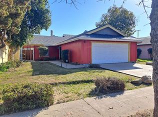 2018 N Laureen Ave, Fresno, CA 93703