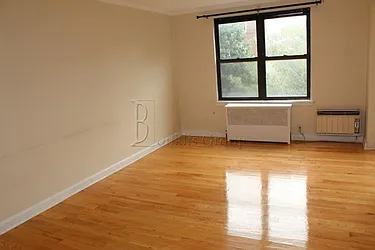 Rented by Bouklis Group