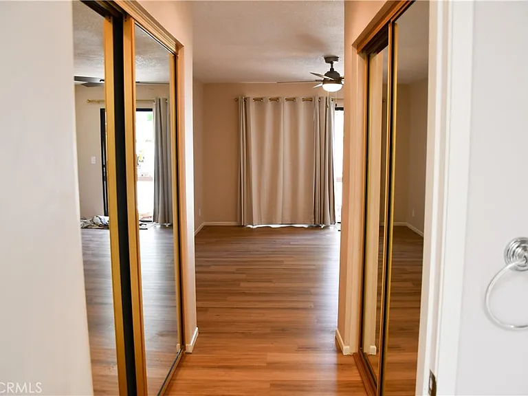 2337 E Skyline Dr — Photo 57
