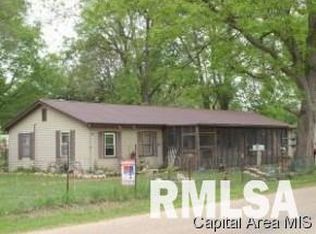 113 12th St, Oquawka, IL 61469