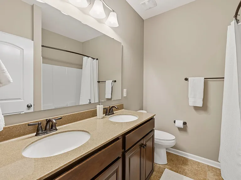 167 Alexandria Dr — Photo 36