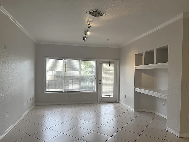 3621 Conroy Rd #737 — Photo 2