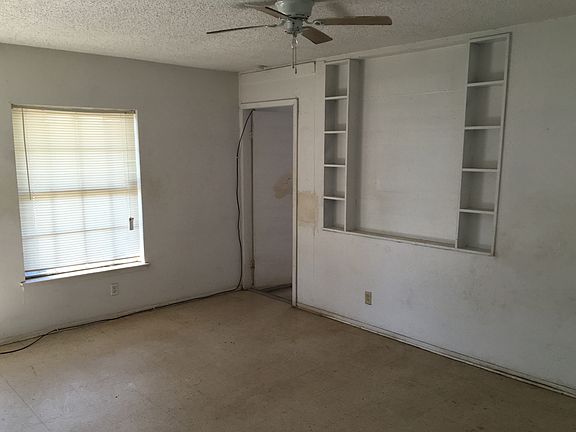 3rd image of 5435 Ghost Hawk St