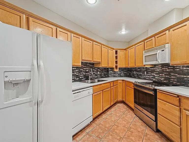 12439 NE Totem Lake Way #114 — Photo 10