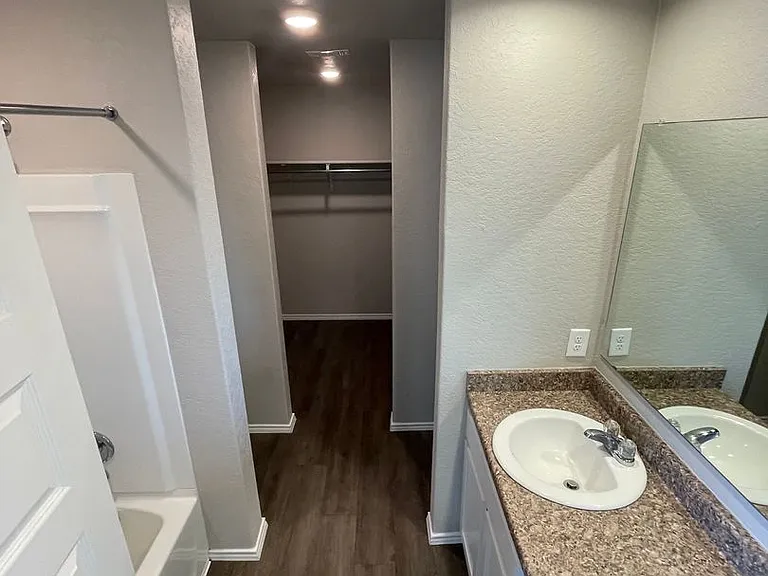 12928 Candace Way — Photo 14