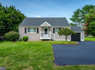 955 Bridge Rd, Collegeville, PA 19426
