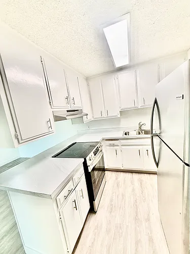 Floor plan 2 Bedroom 2 Bath