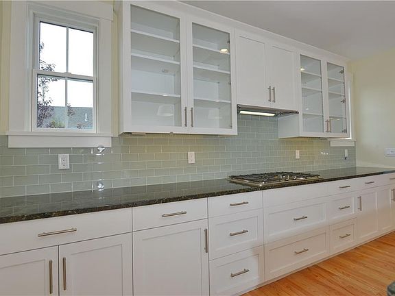 3rd image of 55 Yardarm Dr