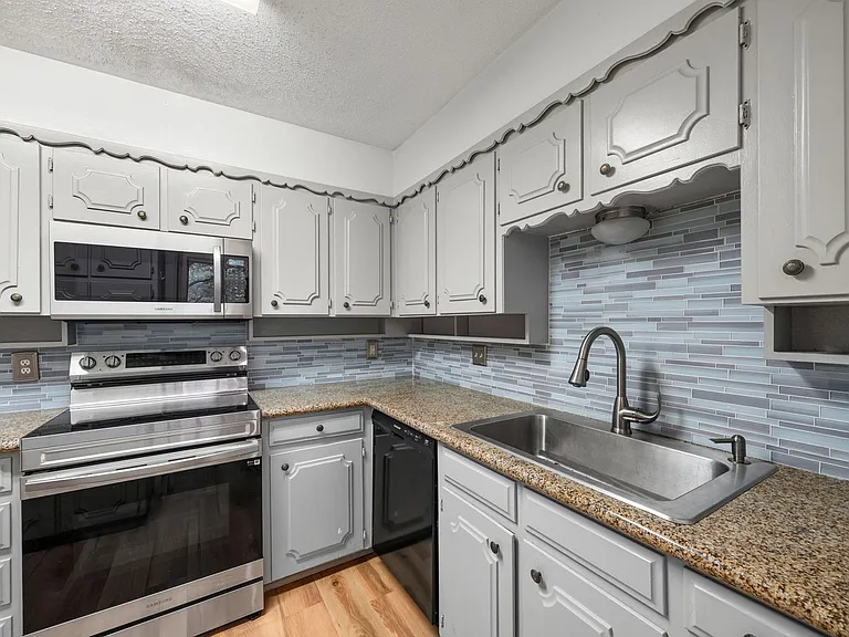 2019 Fleur De Lis Ct — Photo 14