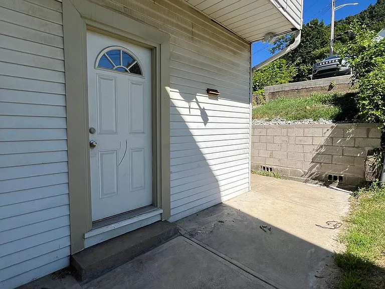 248 W 9th Ave — Photo 20