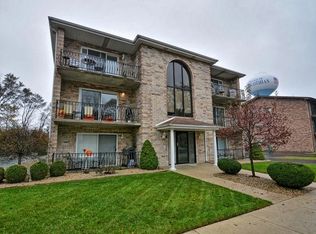 14441 Lamon Ave APT 2N, Midlothian, IL 60445