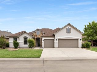 8709 Gardenia Dr, Denton, TX 76207