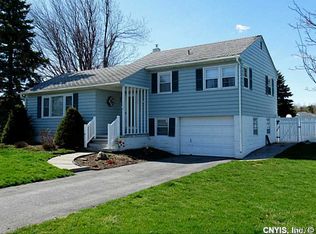 111 Brown Rd, Sackets Harbor, NY 13685