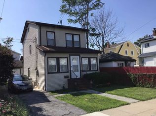 9712 221st St, Queens Village, NY 11429