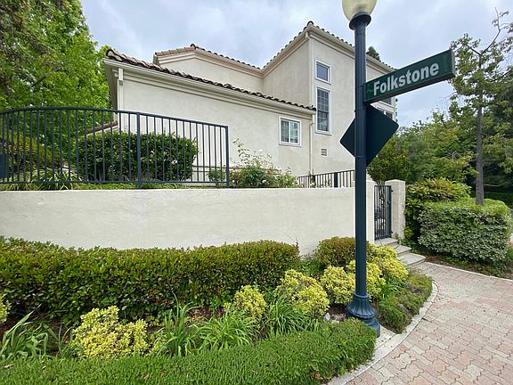 3rd image of 11734 Folkstone Ln