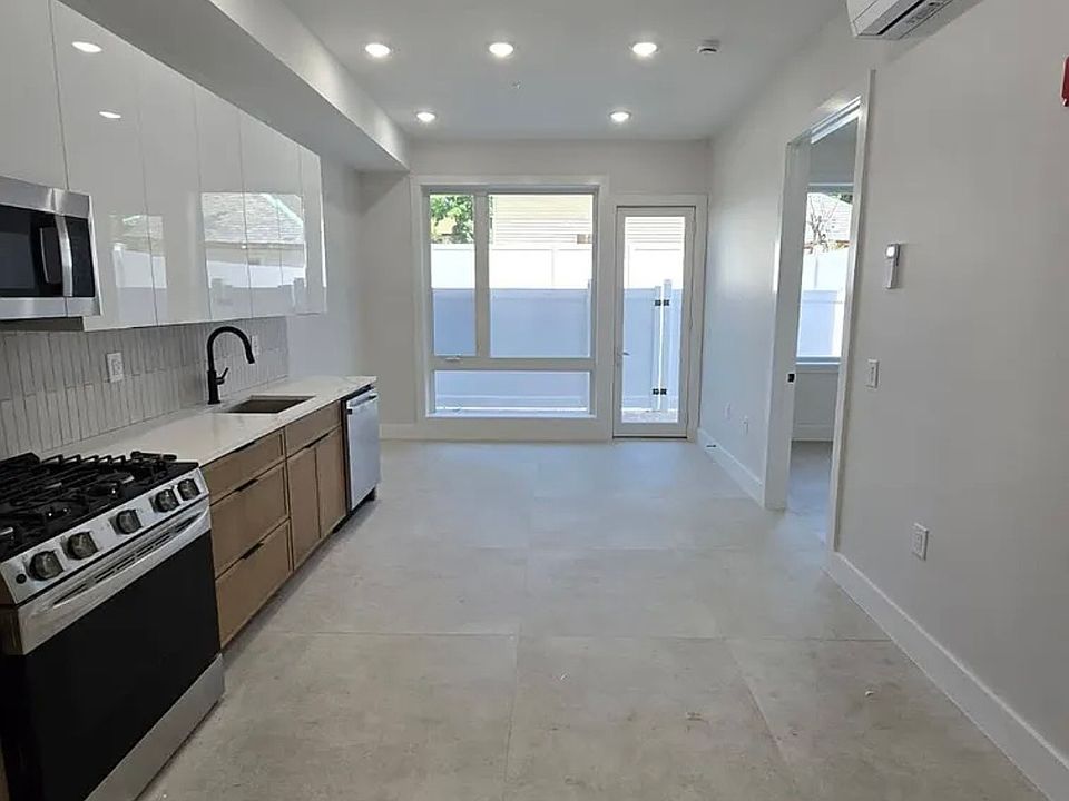 1st image of 40 Lembeck Ave #105D