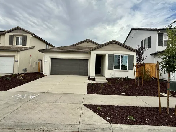 15450 Hedges Dr, Lathrop, CA 95330