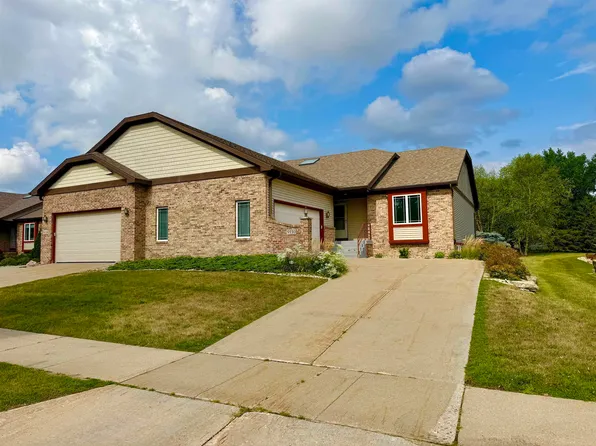 9110 Waterside St, Middleton, WI 53562