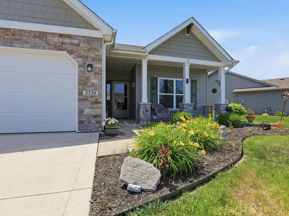2220 E Whispering Trl, Columbia City, IN 46725