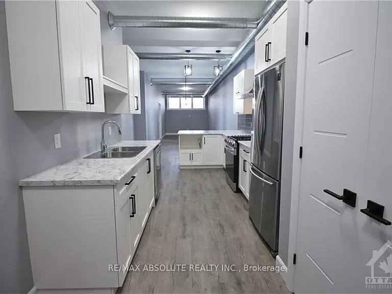 88 Mayer St #B — Photo 2