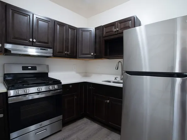 42 Mott St, Fall River, MA