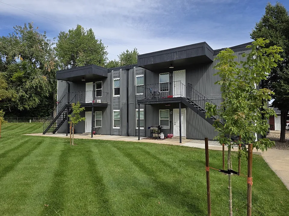 4205 Flag Dr #1