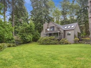 6089 Brecon Dr, Capital, BC V9Z1B1